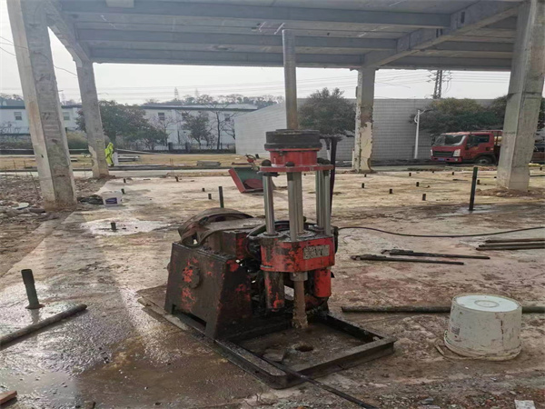 阿巴嘎袖阀管小导管注浆加固施工工艺